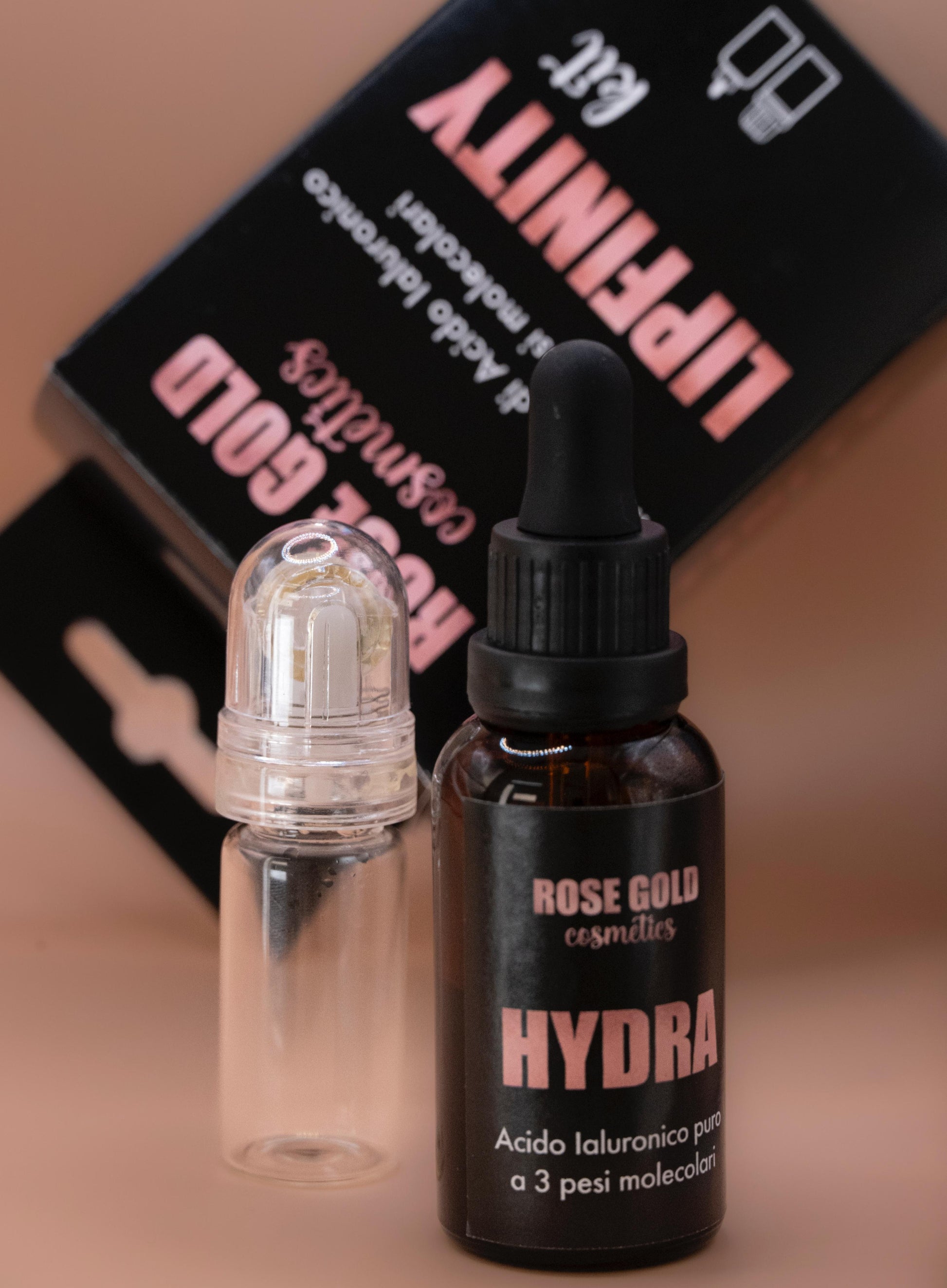 KIT LIPFINITY - Trattamento labbra